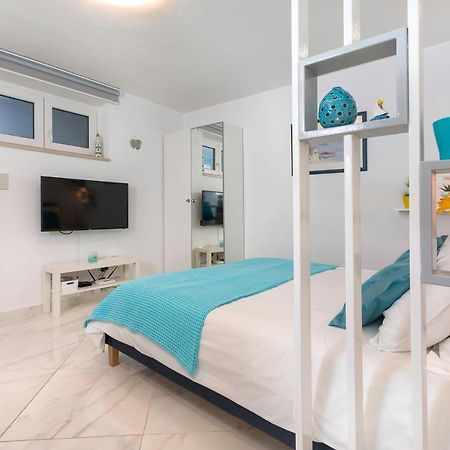 Blue Star Apartment เปรมันตูรา ภายนอก รูปภาพ