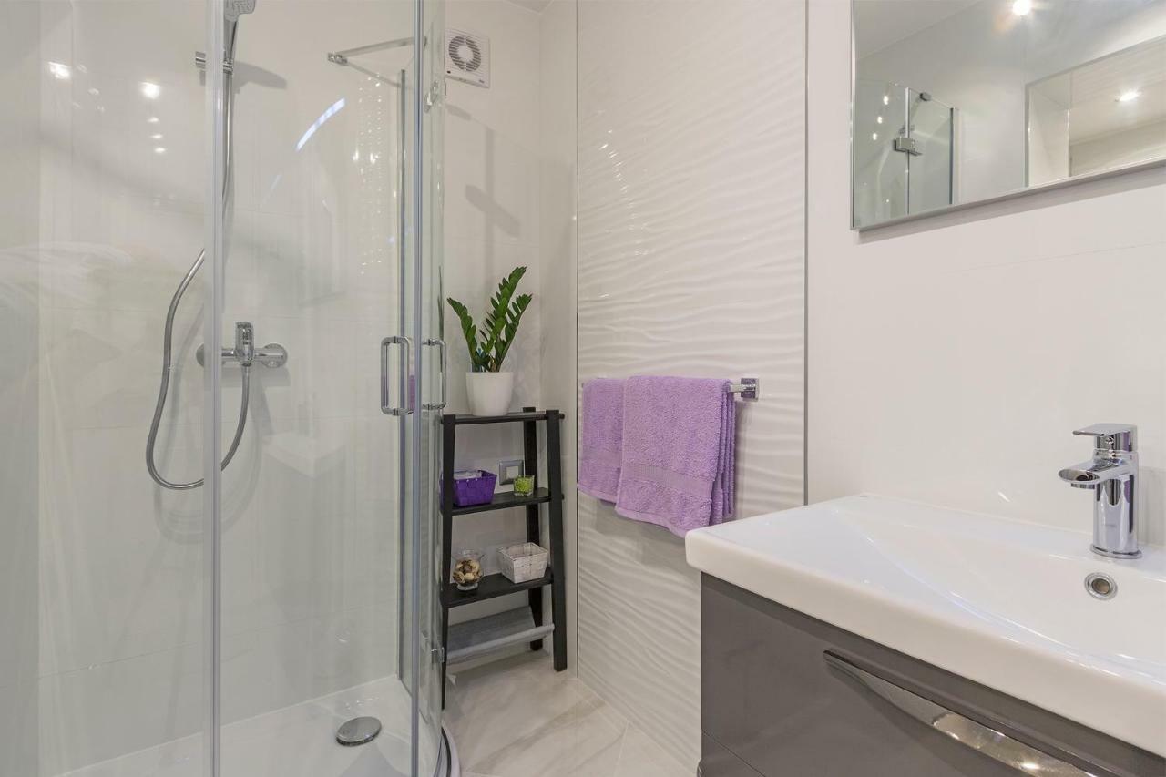 Blue Star Apartment เปรมันตูรา ภายนอก รูปภาพ
